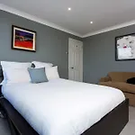 Veeve - Ellerby Parkside