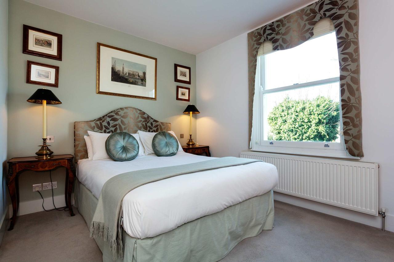 Veeve - Ellerby Parkside *